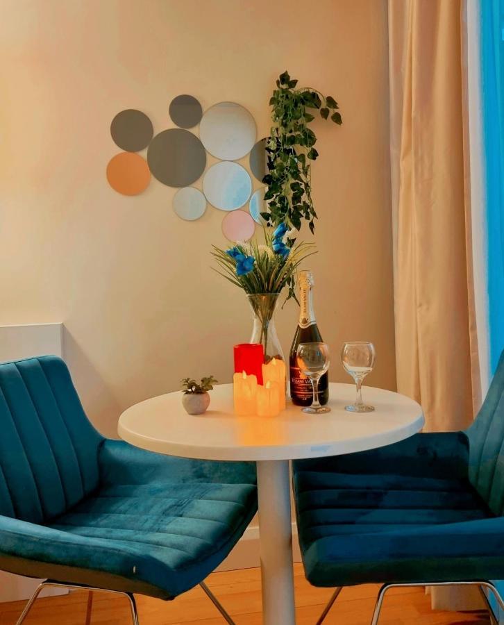 Orbi City Aparthotel Sea View Batumi Exterior photo